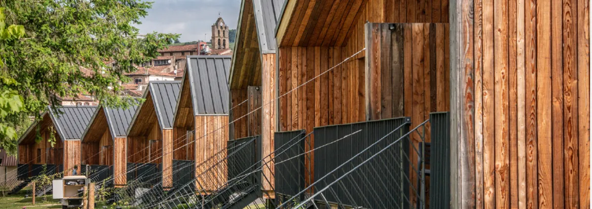 BÂTIBUZZ Village vacances Les Lambrilles | La Bastide-de-Sérou (09) - Logo