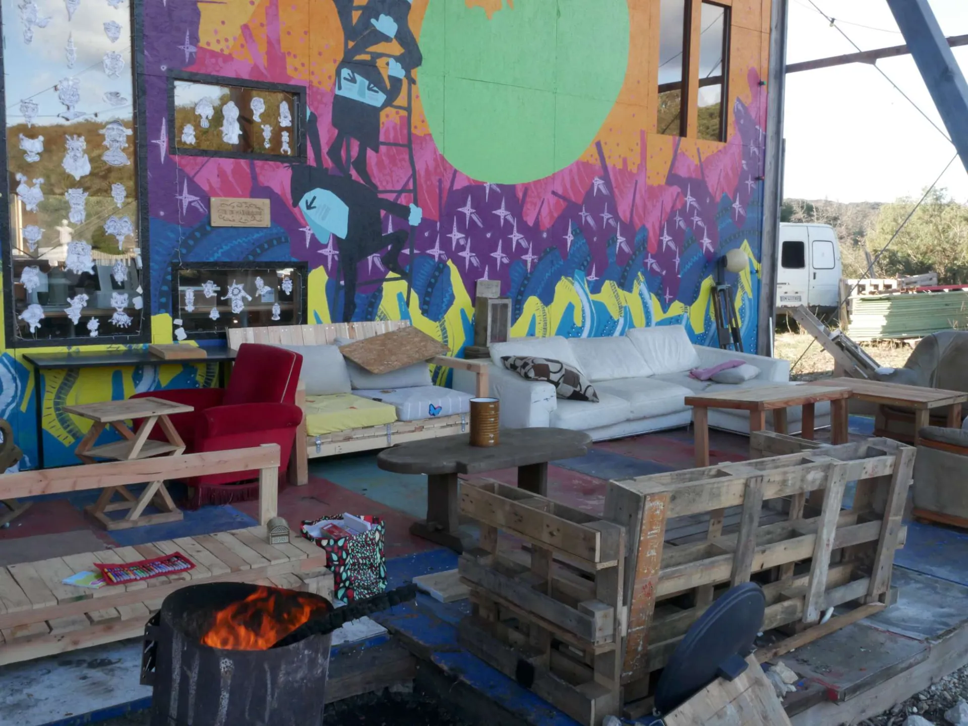 Macondo, Chantier-vitrine pour le déploiement du réemploi | Murviel lès Montpellier (34) - Logo