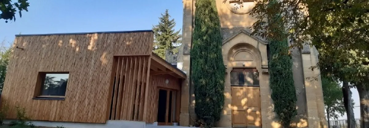 Bureaux du CENLR et foyer | Sanilhac-Sagriès (30) - Logo