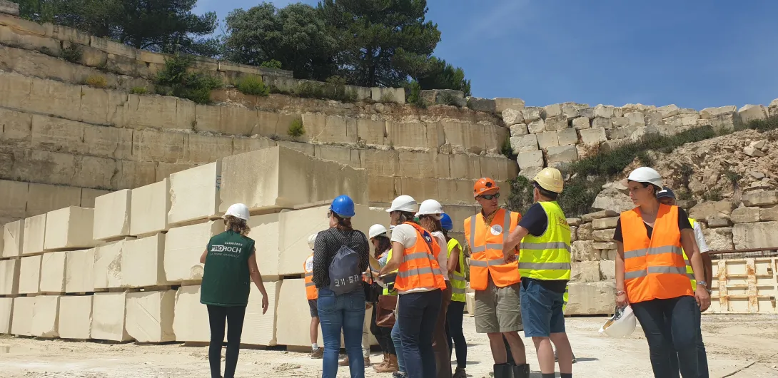 Carrière Proroch : il n’y a pas de blocs inutilisés, les « déchets » servent au comblement ou à la sécurisation du site 