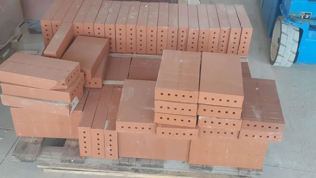 Briques de terre cuite