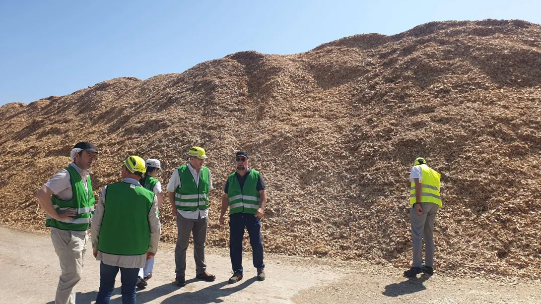 Les stocks de plaquettes, matière première des isolants en fibres de bois