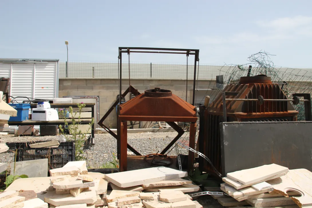 Visite Le Parchemin à Limoux (11) - Zone réemploi des matériaux de construction et aménagement - stock pierres