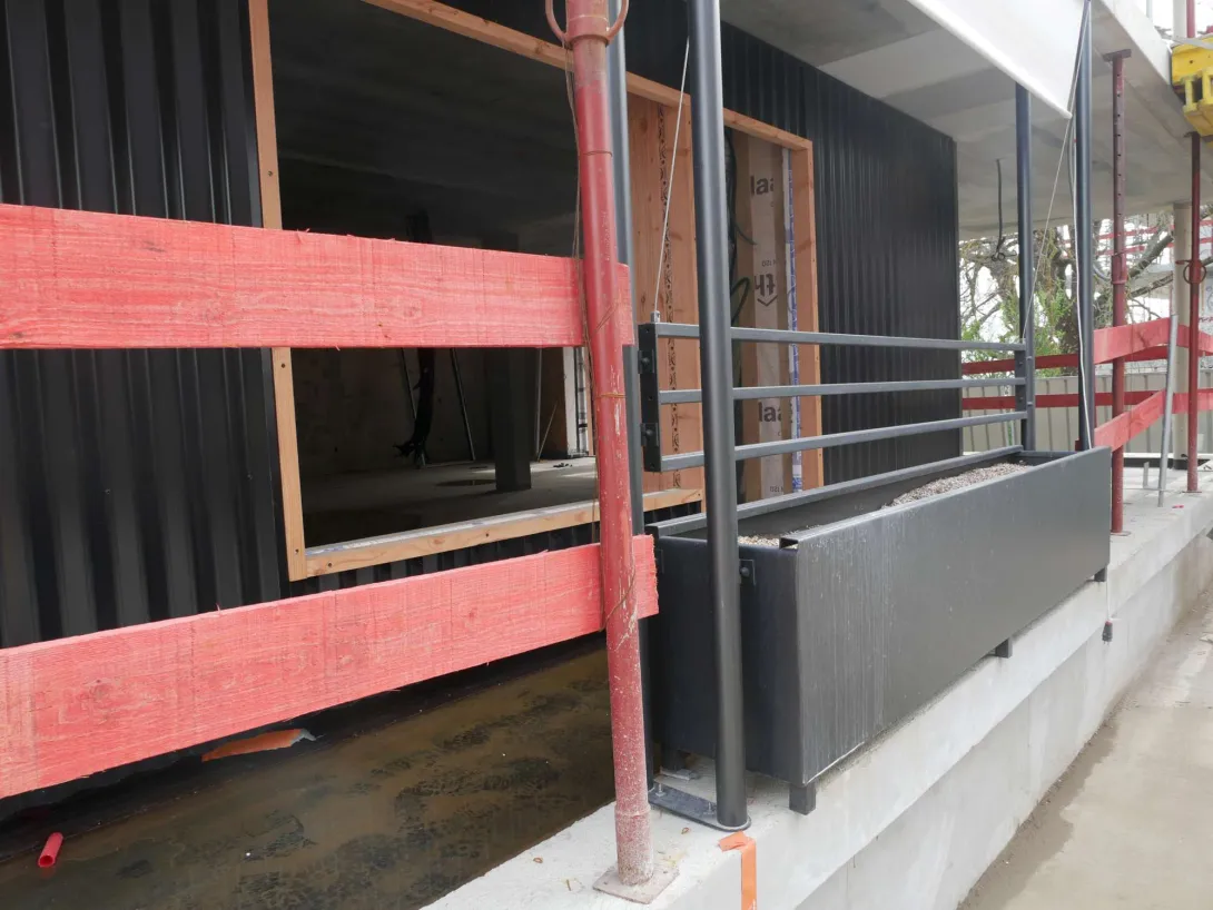 Les encadrements en bois resteront visibles