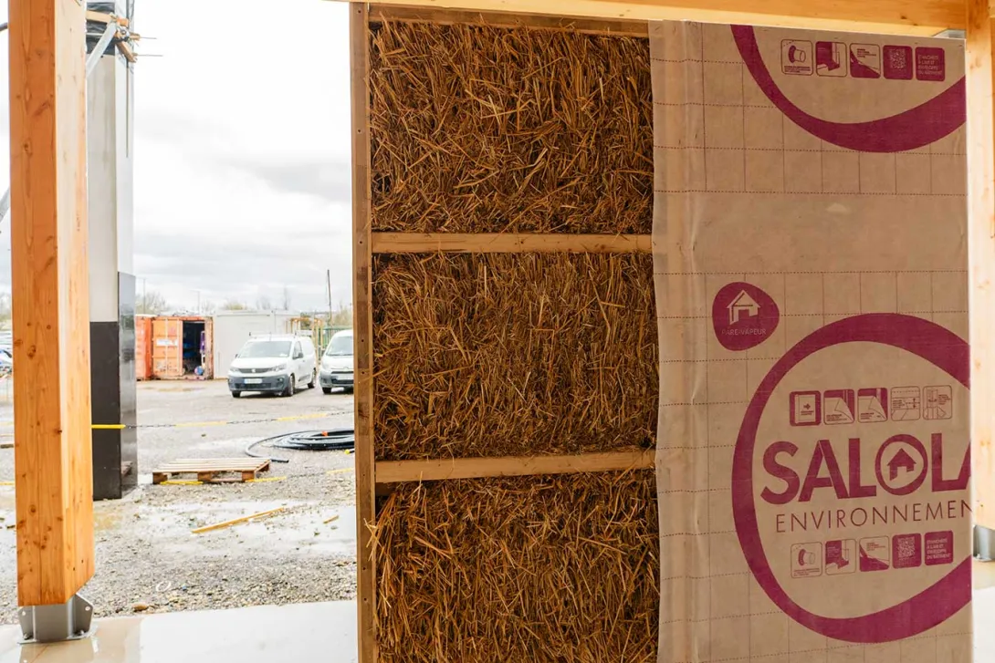 Prototype des murs bois isolés en paille