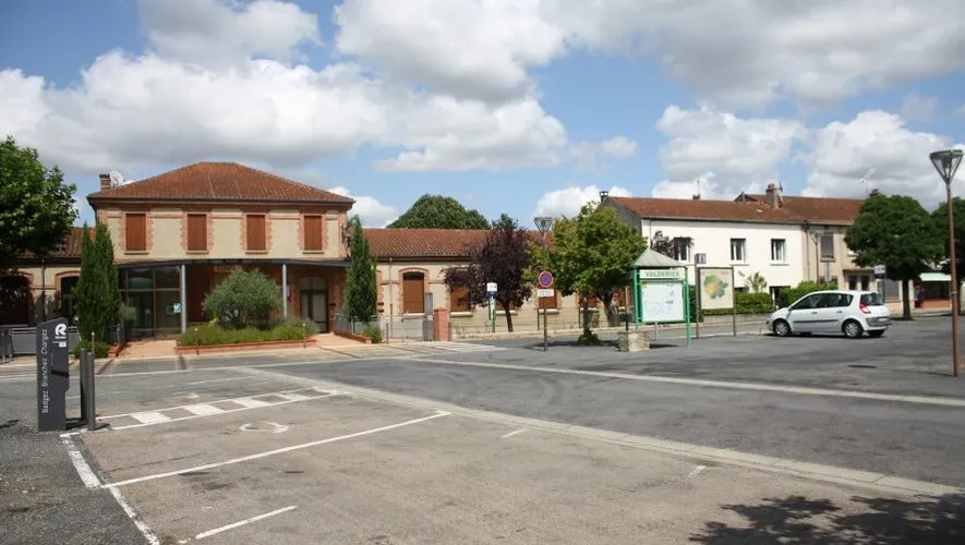 Place de la mairie avant travaux