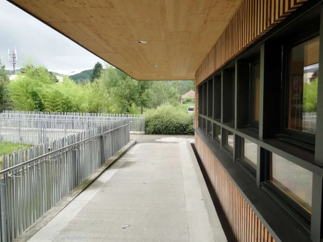 40. L'entrée au public